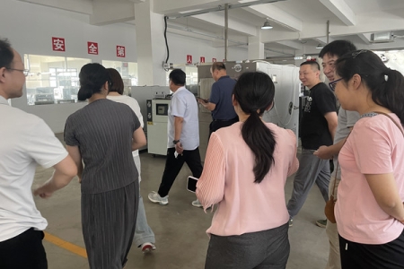 合作商家与总公司领导齐聚天游TY8检测中心冻干 共探技术赋能新篇章